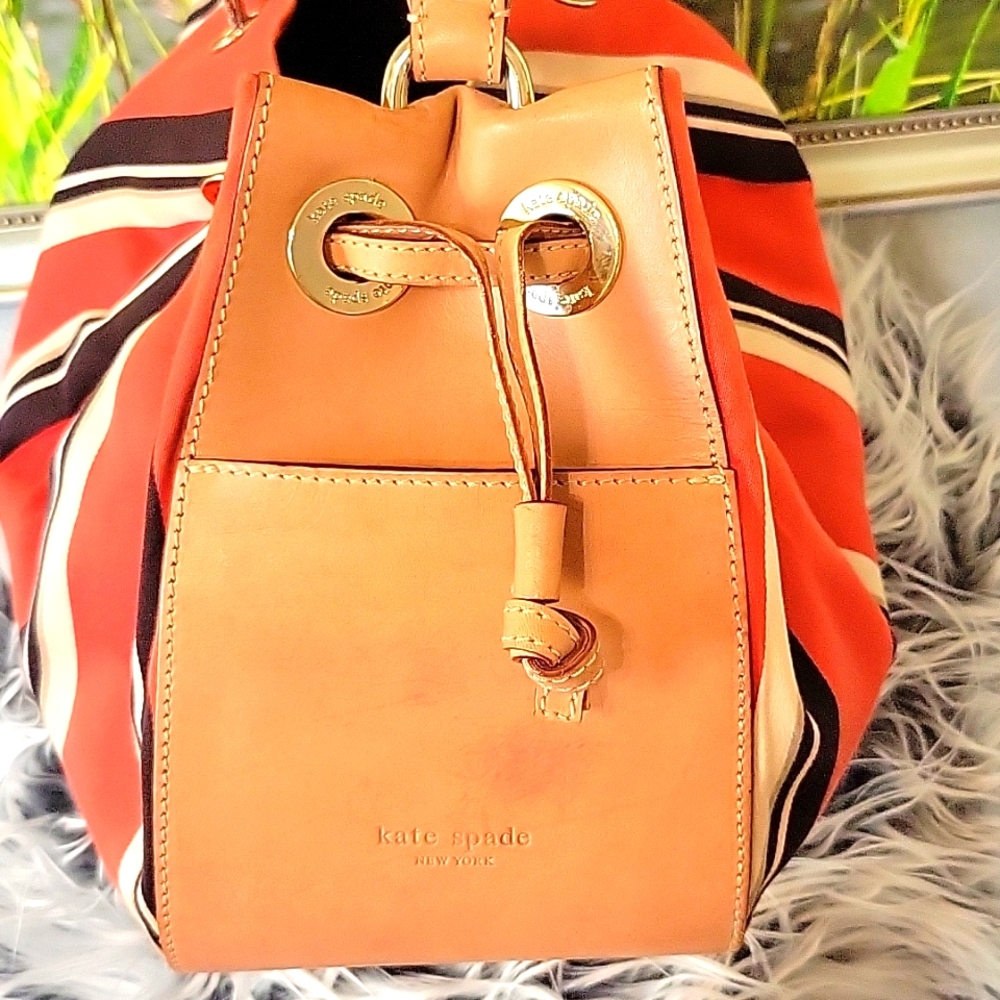 Kate Spade Striped Red, Black & White Stachel Carryall Handbag - Picture 4 of 9